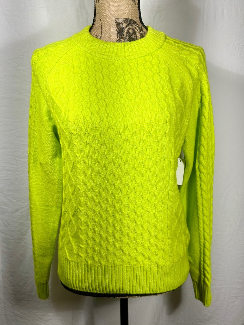 Amazon Essentials Soft Touch Cable Knit Crewneck Sweater Lime Green XS